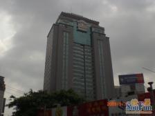 万达商圈旁,金信大厦 靠商圈 近轻轨