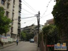 南坪近公园 双轻轨 后堡10号线轻轨站旁 出行方便