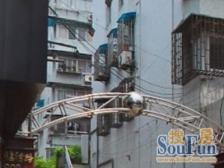 地铁口,静安双南双阳台三房,一梯两户全明商品房