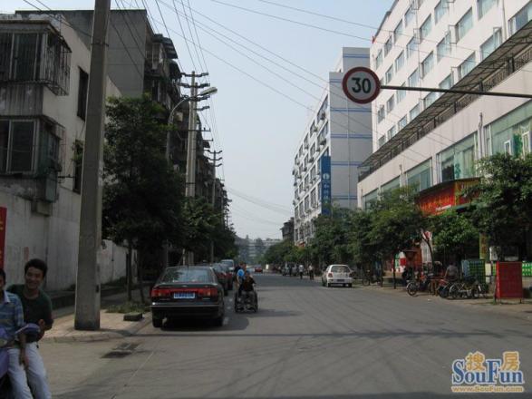 抚琴西北街小区