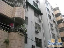 户型方正,视野宽阔,采光充足,配套实施齐全