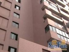 中高楼层,视野开阔,配套设施齐全,交通便利。