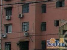 小区中间位置,地铁600米,采光视野无遮挡