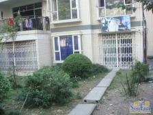 此房户型方正 中间楼层 住家安静 看房方便