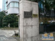 皇家公寓(公寓) 3室1厅 东 西 北