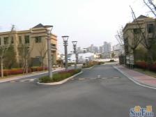 顶楼复式+储藏室+房东诚心卖+阁楼有房间卫生间