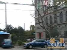 精装修 电梯房 平凉公园旁边 天然氧吧 全明户型