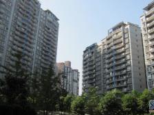 龙溪正规大三房,配套设施齐全,出行方便,2T4户