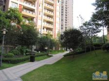 两房带装修,出门即永辉和2个菜市场,3轻轨步行500米