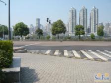 南滨路全江景3房看渝中半岛和来福士江北嘴视野开阔