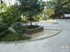 南坪商圈,正规大三房,阳台带景观 。户型方正