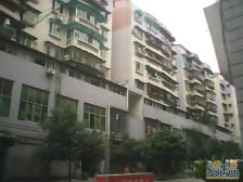 带屋顶3个房间,相当于两套房子