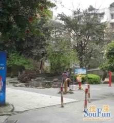科沁苑4室2厅东北