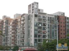 南北对流户型、精装修、4房2厅、安静舒适,一梯两户