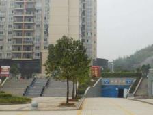 正规两室带阳台带CC出脚方便拎包入住