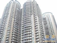 三峡广场华宇广场正看中庭三房双卫