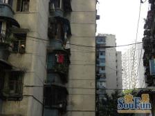 模范村 京华院一房56万