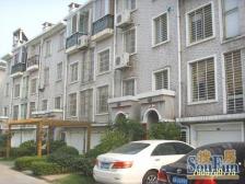 白金瀚联排别墅位置好小区中间位置南面大花园诚心出售