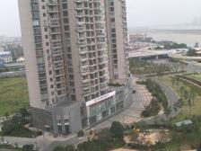 博泰江滨威尼斯 南北通透,采光好 装修好,环镜优美 近地铁 视野好,诚心出售