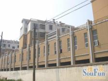 南北通透,户型方正,布局合理,采光没有问题