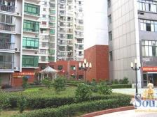 小区出门地铁1号2号线 带电梯小户型