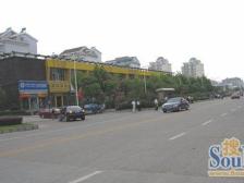 红谷世纪花园B区东端户前面无挡