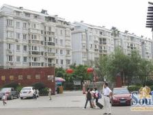 户型方正,楼层佳,全天采光,设计合理,得房率高。