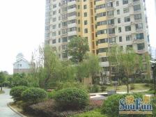 红谷滩精装两房,诚售