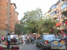 洪都大院八区 南北通透,采光好 近地铁 视野好,诚心出售