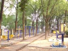 迎宾北大道 南北通透,采光好 装修好,环镜优美 近地铁 视野好,诚心出售