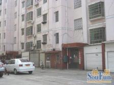 精装复式5房的通透地铁口的好房源。