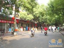 江铃梨园一区 南北通透,采光好 近地铁 中间楼层