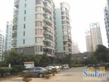 带150平大露台 近地铁大厦 东端户 诚心卖