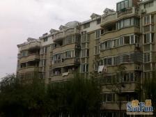 京东嘉苑 南北通透,采光好 装修好,环镜优美 视野好,诚心出售