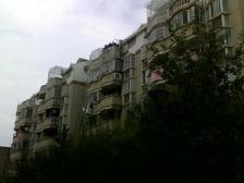 京东嘉苑 南北通透,采光好 装修好,环镜优美 视野好,诚心出售