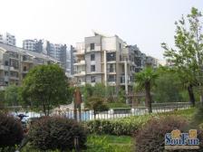 地铁口.昌南客运站旁.文通便利.