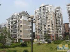 得房高,小区不大,适合生活,交通也方便