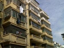 南苑小区 南北通透,采光好 装修好,环镜优美 近地铁 中间楼层