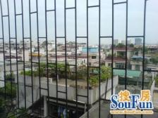 鸿裕二街 9室3厅 东南