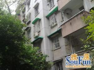 大二房东南向近地铁口看房方便有钥匙