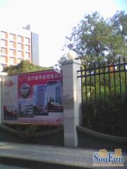 苏圃路 南北通透,采光好 视野好,诚心出售