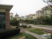 户型方正。配套齐全、诚心售卖,可谈 。