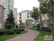 简装三房两厅两卫 拎包入住 近地铁 出行方便