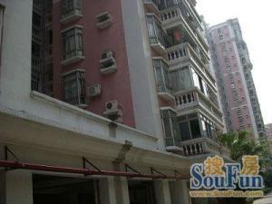 安静小区精装修电梯三房业主自住实木订制家具