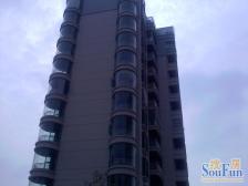 地铁一号线50米,奥体天虹,华润万家商场配套齐全