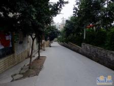 五公里精装大两房,生活方便,交通便利