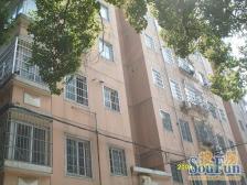 爱国路 南北通透,采光好 装修好,环镜优美 视野好,诚心出售