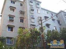 此房户型手续齐全,格局好,采光好,无遮挡,出行方便