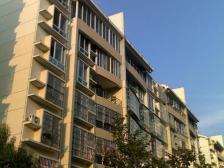 东湖书院 南北通透,采光好 装修好,环镜优美 近地铁 视野好,诚心出售