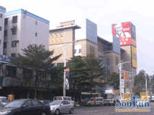 小区内设幼儿园,小区外配套齐全